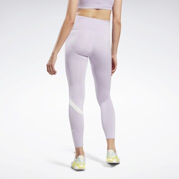 ReebokSkinny Sportske hlače 'Vector' - ljubičasta boja