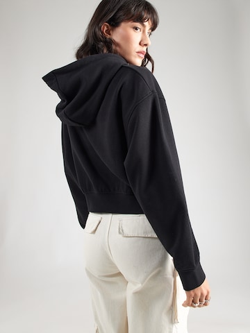 GUESS - Camiseta deportiva 'YAYOI' en negro