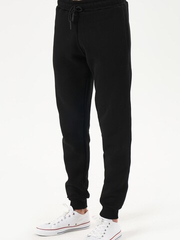 LOUIS LECLER Slim fit Trousers 'Dean' in Black