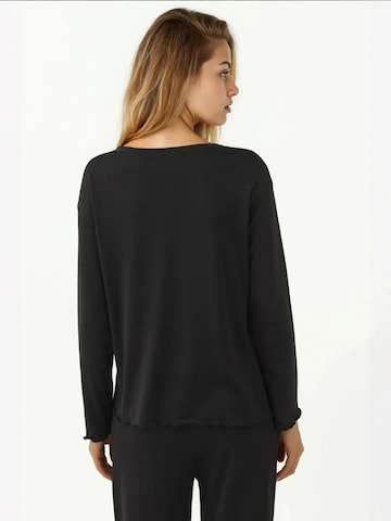Hiccup Pajama in Black