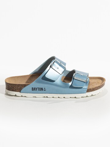 Mule 'Tracy' Bayton en bleu