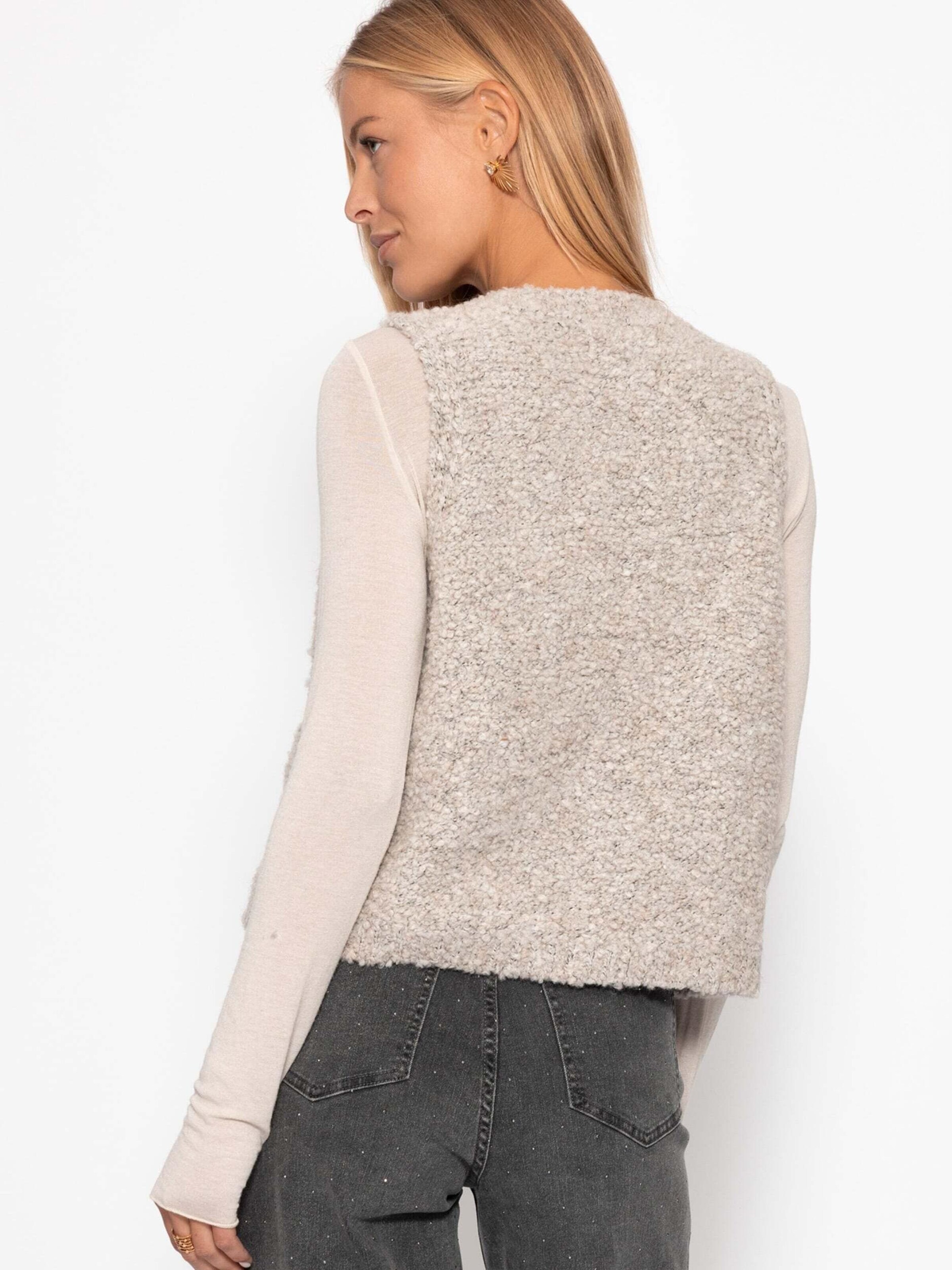 SASSYCLASSY Vest in Grey