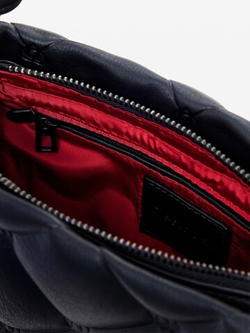 Desigual Schultertasche in Schwarz