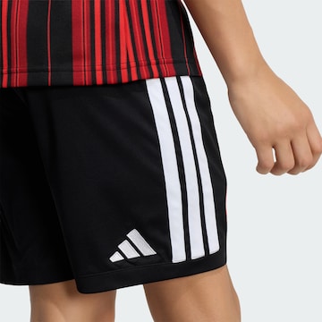 ADIDAS PERFORMANCELoosefit Sportske hlače 'Eintracht Frankfurt 26/27' - crna boja