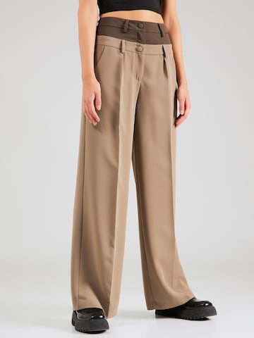 Nasty Gal Wide leg Trousers with creases in Beige: front