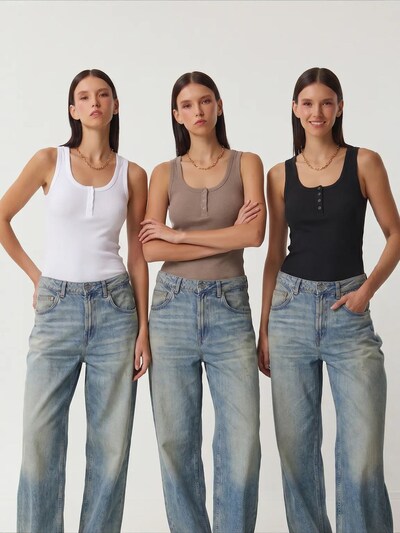 Happiness İstanbul Haut 'Tanktops & Camis' en S en blanc, Vue avec produit