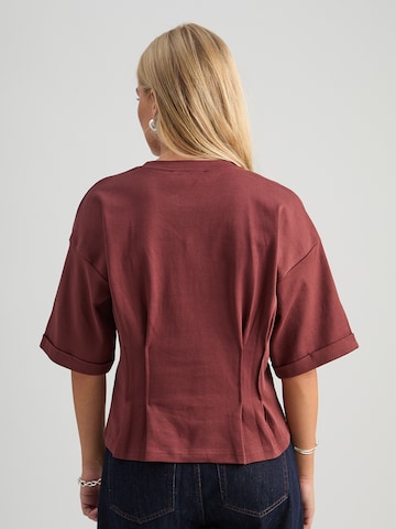 T-shirt 'Juniana' minus en rouge