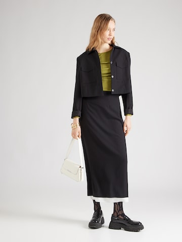 ABOUT YOU Тениска 'Daphne' в зелено