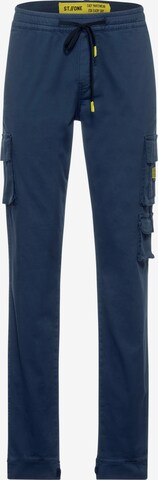 Street One MEN Tapered Cargo Pants in Blue: front