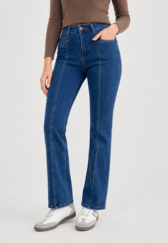 Regular Jean Elara en bleu