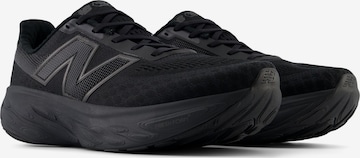 Chaussure de course 'Fresh Foam X 1080' new balance en noir : devant