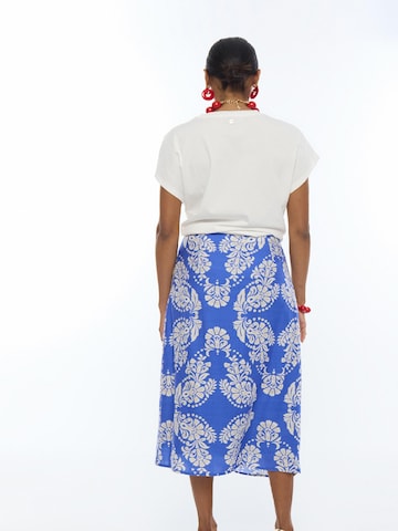 Lola Casademunt - Camisa em branco