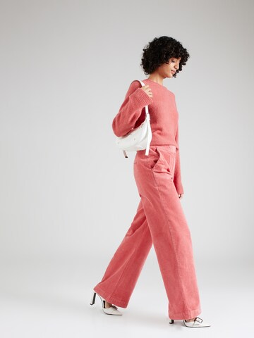 Wide Leg Pantalon 'Geggo' MSCH COPENHAGEN en rouge