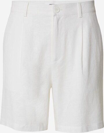 DAN FOX APPAREL regular Παντελόνι πλισέ 'Alan' σε λευκό: μπροστά