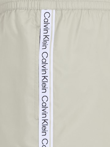 Calvin Klein Underwear Badshorts i beige