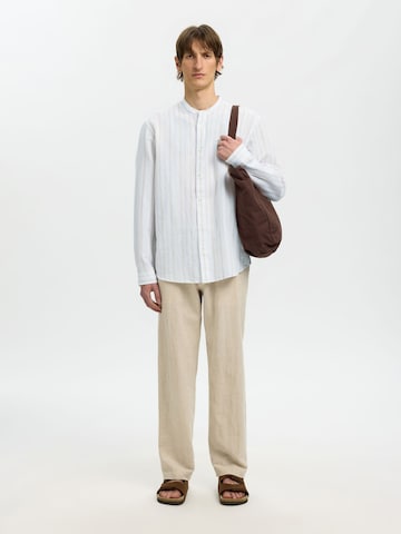 Coupe regular Chemise 'SLHClay' SELECTED en blanc