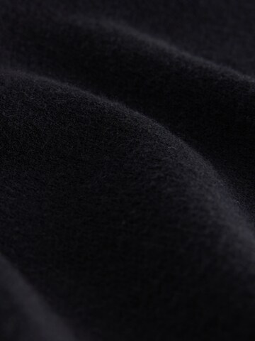 Next Кейп в Черный