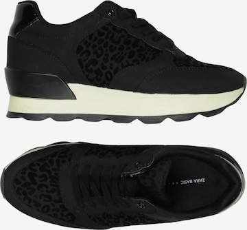 ZARA Sneaker 35 in Schwarz: Vorderseite