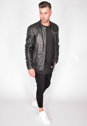 MUSTANG Between-Season Jacket in Black