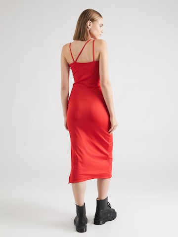 Robe de cocktail Tommy Jeans en rouge