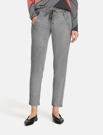 Slimfit Pantaloni di GERRY WEBER in grigio: frontale