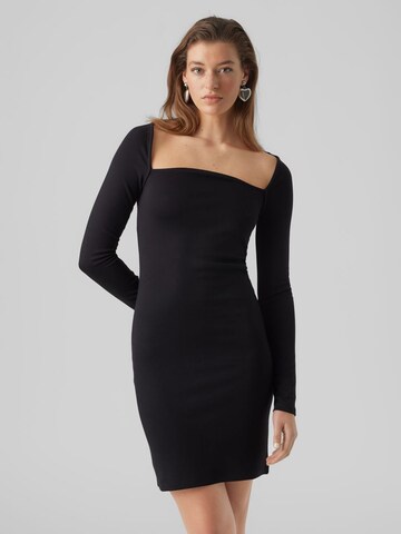 Robe 'GYTTE' VERO MODA en noir : devant