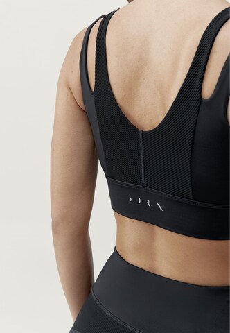 Born Top 'Reka' in Black
