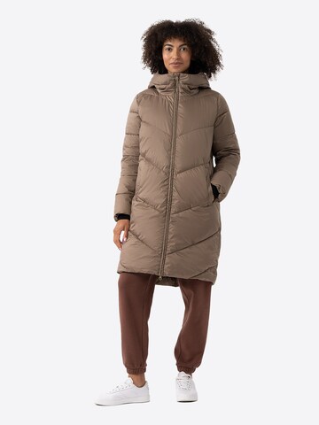 4F Winter Coat in Brown