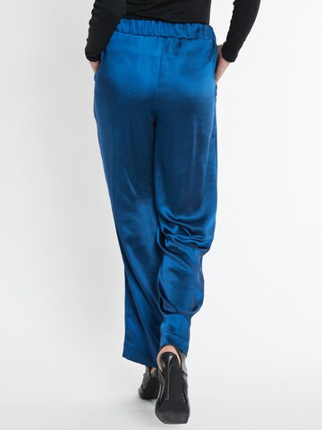 Ana Alcazar Regular Trousers in Blue