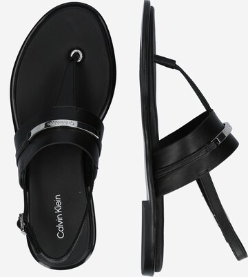 Calvin Klein - Sandalias de dedo en negro