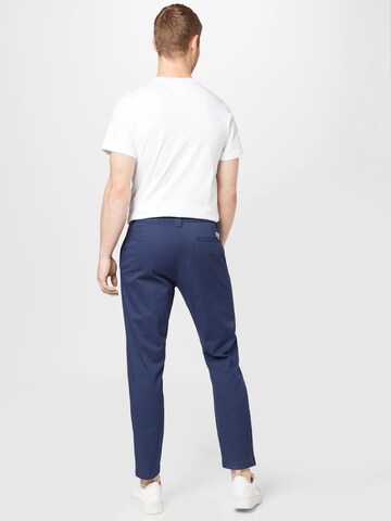 Regular Pantalon chino Tommy Jeans en bleu