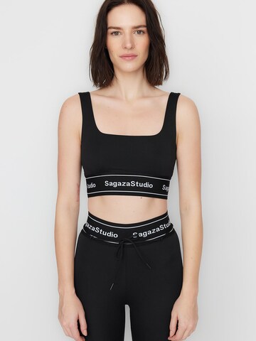 Trendyol Bustier Urheilurintaliivit värissä musta: etupuoli