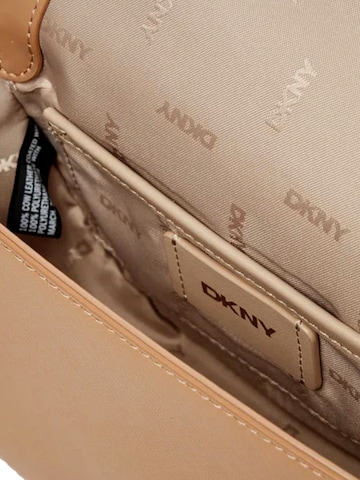 Borsa a tracolla 'Echo' di DKNY in marrone