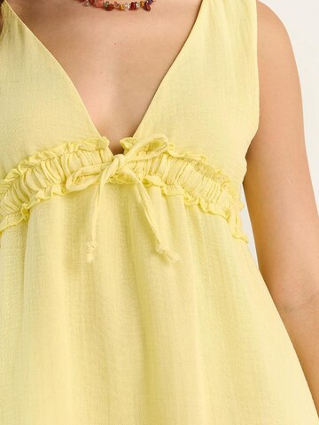 Bianco Lucci - Vestido de verão em amarelo