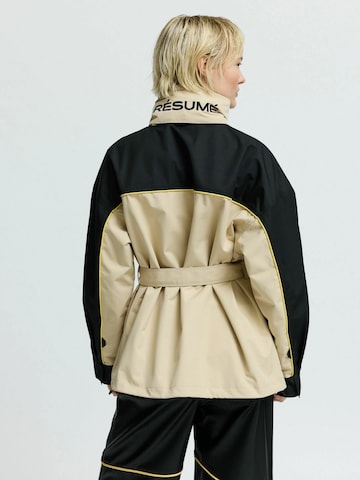 Résumé Tussenjas ' HesterRS ' in Beige