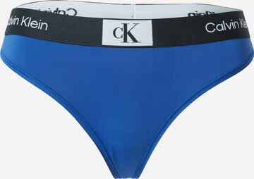 Calvin Klein Underwear Стринги в Синий: спереди