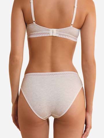Panty 'Happily' di ETAM in grigio