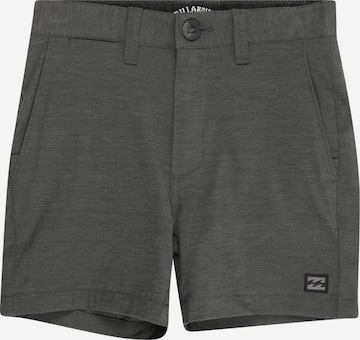 regular Pantaloni sportivi 'CROSSFIRE' di BILLABONG in grigio: frontale