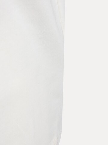 Smilodox Oversize T-Shirt Lyanna in Weiß