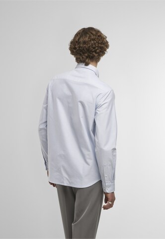 Urban Classics Regular fit Button Up Shirt in Blue