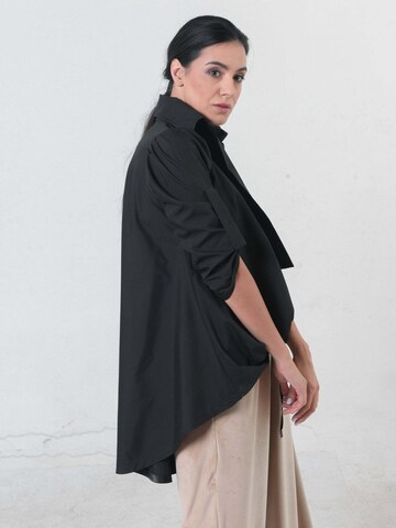 Metamorphoza Shirt in Zwart