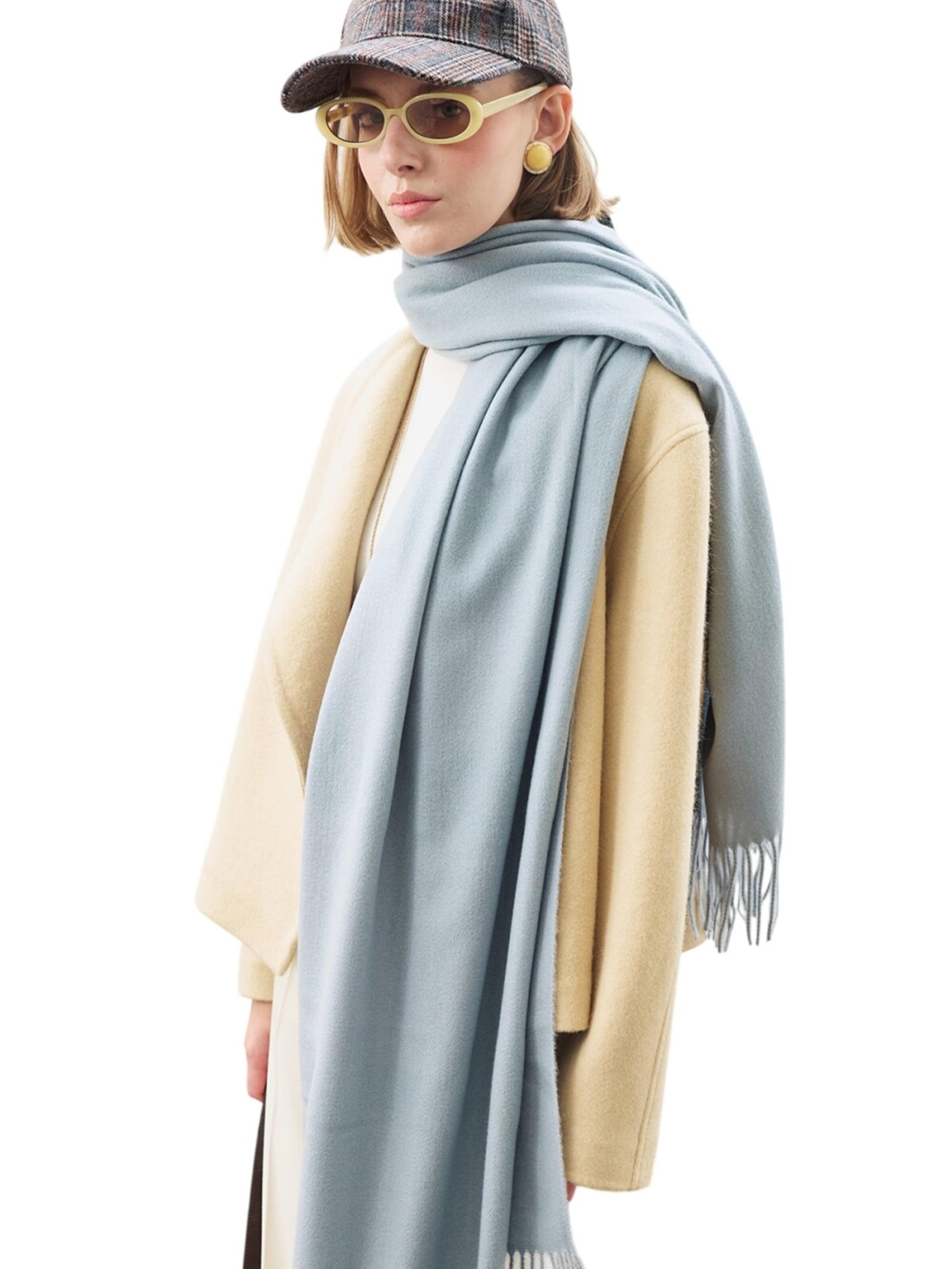 MANUKA Schal‌ in Blau