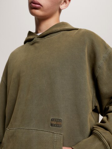 Tommy Jeans Sweatshirt 'Essential' in Groen