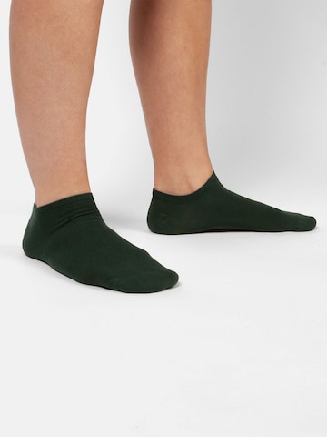 Chaussure basse DillySocks en vert : devant