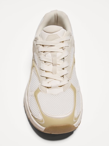 Bershka Sneakers laag in Gemengde kleuren