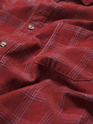 Seasalt Cornwall Regular Fit Paita 'Shoreman' värissä punainen