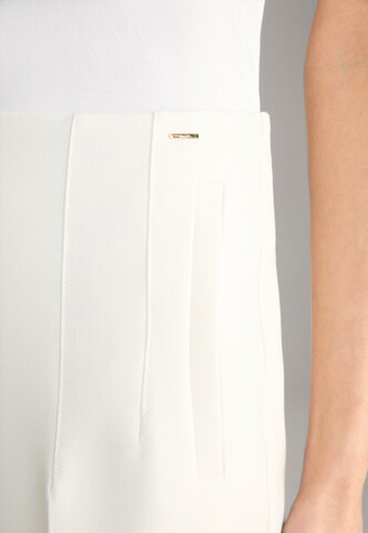 JOOP! Slim fit Pleated Pants in White