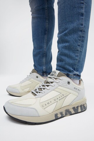 CAMP DAVID Sneaker in Weiß