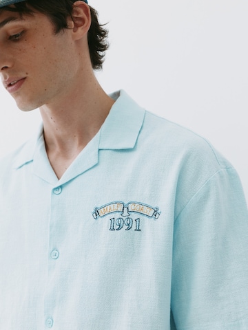 Regular fit Camicia di Pull&Bear in blu