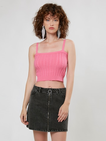 Influencer Top in Roze: voorkant